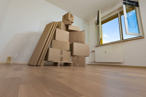 Clean and accessible short-term storage facility in Palmersgreen with flexible use