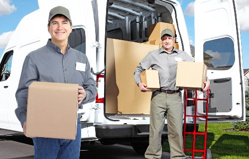 Customer service team assessing a storage issue